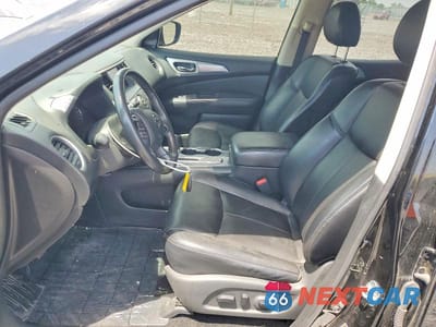 Zdjęcie 7 z 13 samochodu: 2019 NISSAN PATHFINDER SL VIN:5N1DR2MN1KC624718 - miniatura