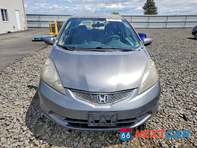 Piąte zdjęcie samochodu w środku: 2012 HONDA FIT VIN:JHMGE8G37CS001734 - miniatura