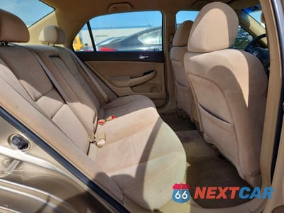 Zdjęcie 10 z 12 samochodu: 2006 HONDA ACCORD LX VIN:JHMCM56436C000475 - miniatura