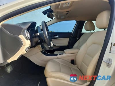 Zdjęcie 7 z 12 samochodu: 2015 MERCEDES-BENZ GLA 250 4MATIC VIN:WDCTG4GB8FJ122786 - miniatura