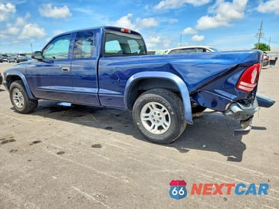 Drugie zdjęcie samochodu z przodu: 2004 DODGE DAKOTA SPORT VIN:1D7GL32K64S745244 - miniatura