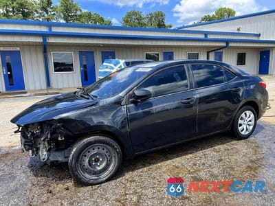 2015 TOYOTA COROLLA LE 5YFBURHE9FP224786 - główne zdjęcie licytacji z USA - miniatura