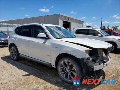 Czwarte zdjęcie samochodu z boku: 2016 BMW X3 XDRIVE35I VIN:5UXWX7C56G0K36666 - miniatura