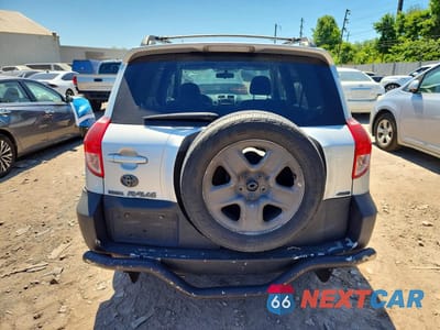 Zdjęcie 6 z 13 samochodu: 2008 TOYOTA RAV4 BASE VIN:JTMBD33V185189651 - miniatura