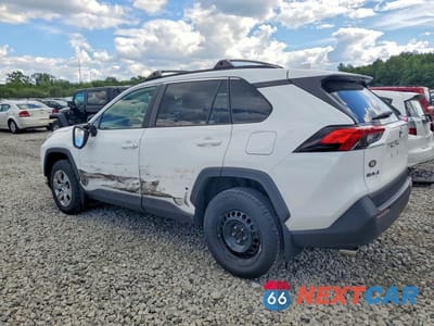 Drugie zdjęcie samochodu z przodu: 2021 TOYOTA RAV4 LE VIN:2T3G1RFV2MC160533 - miniatura