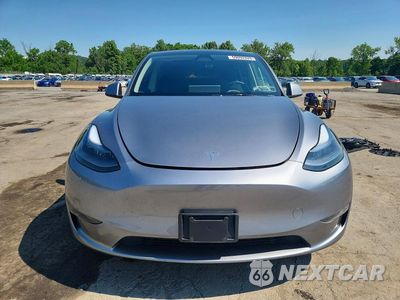 Piąte zdjęcie samochodu w środku: 2024 TESLA MODEL Y VIN:7SAYGDEE2RA322678 - miniatura