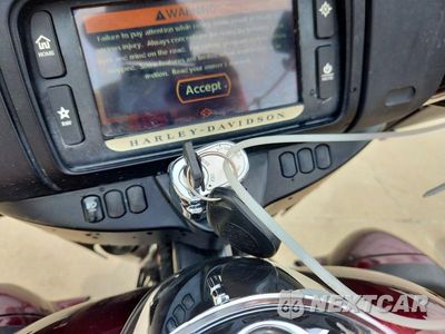 Zdjęcie 8 z 9 samochodu: 2016 HARLEY-DAVIDSON FLHTCUL ULTRA CLASSIC LOW VIN:1HD1KDM10GB636701 - miniatura
