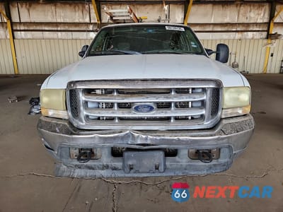 Piąte zdjęcie samochodu w środku: 2002 FORD F250 SUPER DUTY VIN:1FTNX20L22EB64122 - miniatura