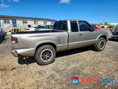Trzecie zdjęcie samochodu z tyłu: 2003 CHEVROLET S TRUCK S10 VIN:1GCCS19X338280970 - miniatura