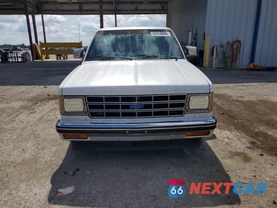 Piąte zdjęcie samochodu w środku: 1989 CHEVROLET S TRUCK S10 VIN:1GCCS14Z7K2277161 - miniatura
