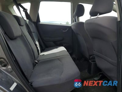Zdjęcie 10 z 12 samochodu: 2012 HONDA FIT VIN:JHMGE8G37CS001734 - miniatura
