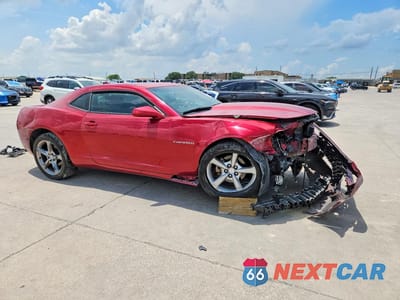 Czwarte zdjęcie samochodu z boku: 2013 CHEVROLET CAMARO LT VIN:2G1FC1E39D9146105 - miniatura