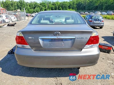 Zdjęcie 6 z 12 samochodu: 2005 TOYOTA CAMRY LE VIN:4T1BE30KX5U964145 - miniatura