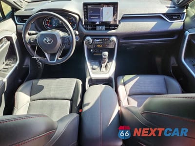 Zdjęcie 8 z 14 samochodu: 2021 TOYOTA RAV4 PRIME XSE VIN:JTMFB3FV2MD035758 - miniatura