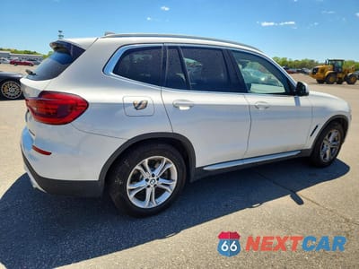Trzecie zdjęcie samochodu z tyłu: 2020 BMW X3 SDRIVE30I VIN:5UXTY3C0XLLE55316 - miniatura