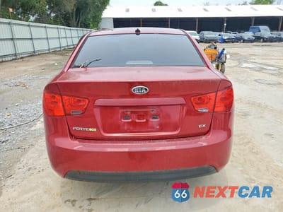 Zdjęcie 6 z 12 samochodu: 2011 KIA FORTE EX VIN:KNAFU4A20B5435268 - miniatura