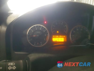 Zdjęcie 9 z 12 samochodu: 2015 NISSAN TITAN SV VIN:1N6AA0EDXFN514573 - miniatura