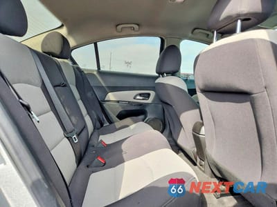 Zdjęcie 10 z 12 samochodu: 2013 CHEVROLET CRUZE LS VIN:1G1PA5SG2D7312037 - miniatura