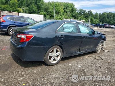 Trzecie zdjęcie samochodu z tyłu: 2014 TOYOTA CAMRY SE VIN:4T1BF1FK6EU820150 - miniatura