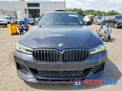 Piąte zdjęcie samochodu w środku: 2022 BMW 540 I VIN:WBA53BJ09NWX46715 - miniatura