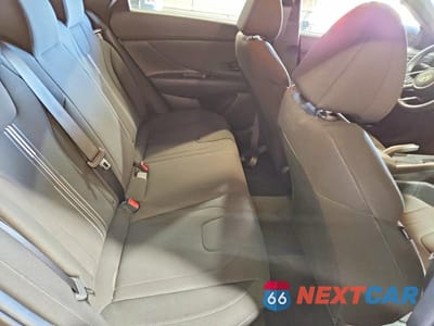 Zdjęcie 10 z 12 samochodu: 2026 HYUNDAI ELANTRA SEL SPORT VIN:KMHLM4DG7TU176262 - miniatura