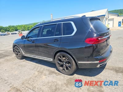 Drugie zdjęcie samochodu z przodu: 2022 BMW X7 XDRIVE40I VIN:5UXCW2C04N9J48995 - miniatura