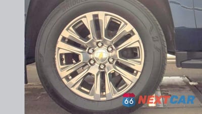 Zdjęcie 14 z 14 samochodu: 2020 CHEVROLET SUBURBAN C1500 LS VIN:1GNSCGKC3LR193672 - miniatura