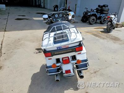 Czwarte zdjęcie samochodu z boku: 2008 HARLEY-DAVIDSON FLHTCUI VIN:1HD1FC4358Y620332 - miniatura