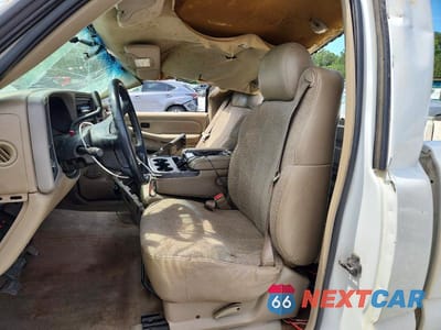 Zdjęcie 7 z 13 samochodu: 2001 CHEVROLET SILVERADO C1500 VIN:1GCEC14W51Z174516 - miniatura
