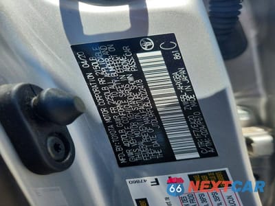 Zdjęcie 12 z 12 samochodu: 2020 TOYOTA PRIUS XLE AWD-E VIN:JTDL9RFU5L3022418 - miniatura