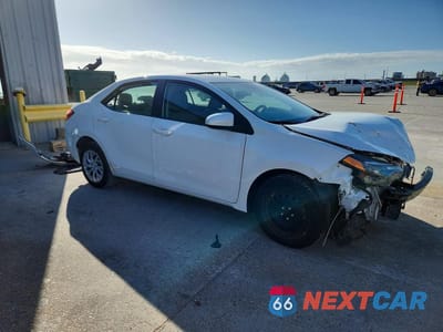 Czwarte zdjęcie samochodu z boku: 2018 TOYOTA COROLLA LE VIN:5YFBURHE8JP813207 - miniatura