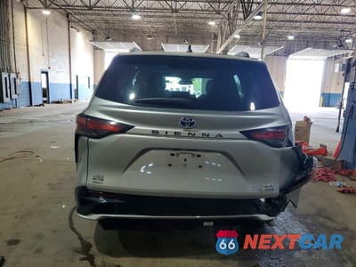 Zdjęcie 6 z 13 samochodu: 2023 TOYOTA SIENNA XSE 7-PASSENGER VIN:5TDDSKFC0PS093313 - miniatura