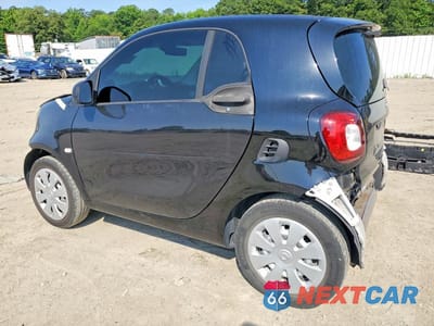 Drugie zdjęcie samochodu z przodu: 2016 SMART FORTWO VIN:WMEFJ5DA2GK056643 - miniatura