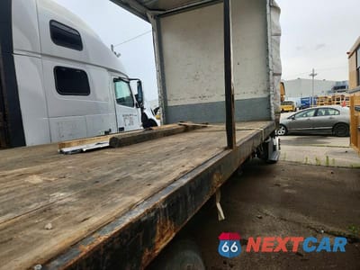Zdjęcie 6 z 10 samochodu: 2018 FORD F750 SUPER DUTY BOX TRUCK VIN:1FDWF7DC8JDF06591 - miniatura