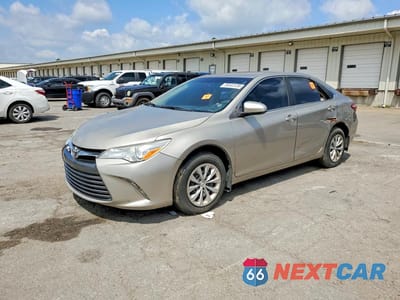2016 TOYOTA CAMRY LE 4T4BF1FK7GR572001 - główne zdjęcie licytacji z USA - miniatura