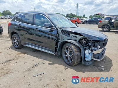 Czwarte zdjęcie samochodu z boku: 2019 BMW X1 XDRIVE28I VIN:WBXHT3C54K5L35418 - miniatura