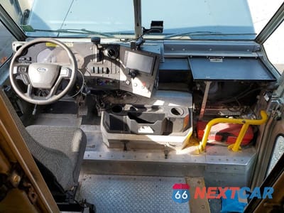 Zdjęcie 8 z 12 samochodu: 2021 FORD F59 DELIVERY TRUCK VIN:1F65F5KN3M0A01419 - miniatura