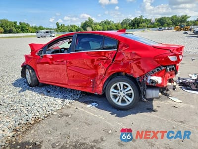 Drugie zdjęcie samochodu z przodu: 2018 CHEVROLET CRUZE LT VIN:1G1BE5SM3J7118262 - miniatura