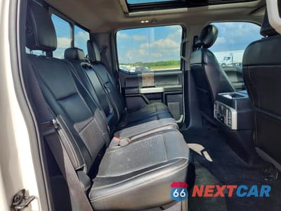 Zdjęcie 10 z 12 samochodu: 2017 FORD F350 SUPER DUTY VIN:1FT8W3DTXHEE77881 - miniatura