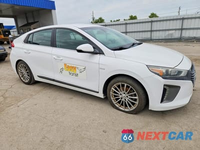 Czwarte zdjęcie samochodu z boku: 2017 HYUNDAI IONIQ SEL VIN:KMHC75LC4HU026757 - miniatura