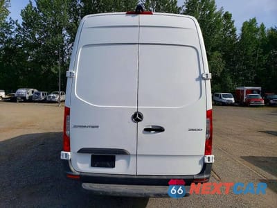 Zdjęcie 6 z 12 samochodu: 2023 MERCEDES-BENZ SPRINTER 2500 VIN:W1Y4NDHY9PT143683 - miniatura