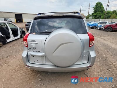 Zdjęcie 6 z 13 samochodu: 2007 TOYOTA RAV4 LIMITED VIN:JTMBD31V775057012 - miniatura