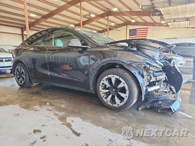 Czwarte zdjęcie samochodu z boku: 2024 TESLA MODEL Y VIN:7SAYGDED4RF096704 - miniatura