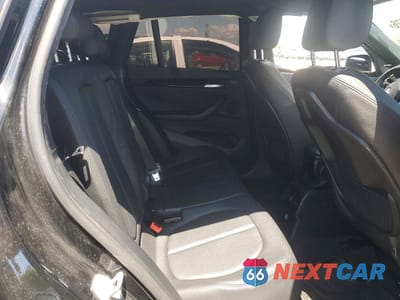Zdjęcie 10 z 12 samochodu: 2017 BMW X1 SDRIVE28I VIN:WBXHU7C38H5H37568 - miniatura