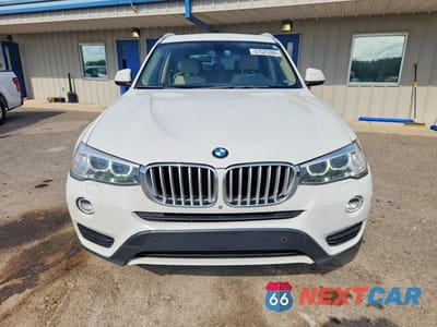Piąte zdjęcie samochodu w środku: 2017 BMW X3 VIN:5UXWZ7C37H0V88679 - miniatura