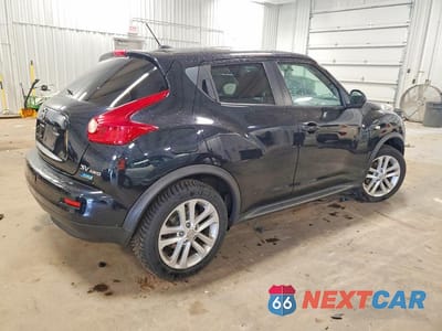 Trzecie zdjęcie samochodu z tyłu: 2013 NISSAN JUKE S VIN:JN8AF5MV0DT230572 - miniatura