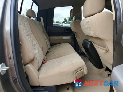 Zdjęcie 10 z 12 samochodu: 2007 TOYOTA TUNDRA DOUBLE CAB SR5 VIN:5TBRV54177S469367 - miniatura