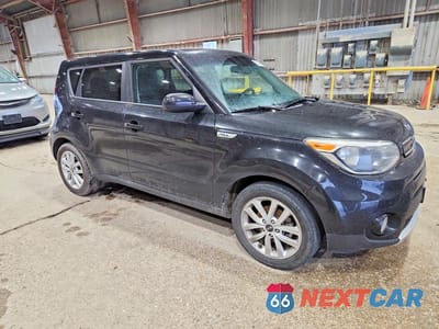 Czwarte zdjęcie samochodu z boku: 2018 KIA SOUL + VIN:KNDJP3A55J7602994 - miniatura