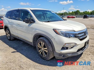 Czwarte zdjęcie samochodu z boku: 2017 HONDA PILOT EXL VIN:5FNYF6H56HB024028 - miniatura