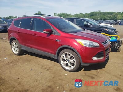 Czwarte zdjęcie samochodu z boku: 2013 FORD ESCAPE TITANIUM VIN:1FMCU9J94DUB12250 - miniatura